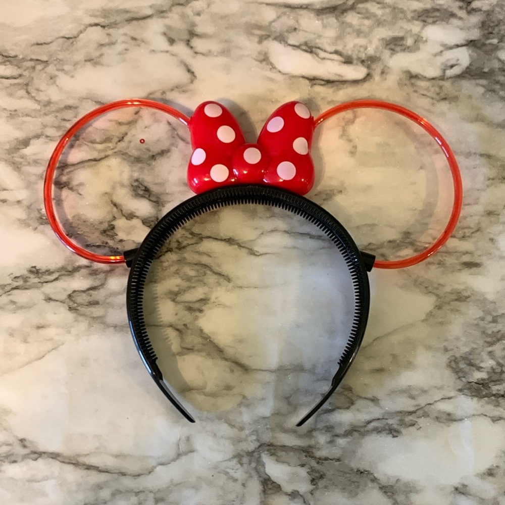 Disney Minnie Mouse Ears.